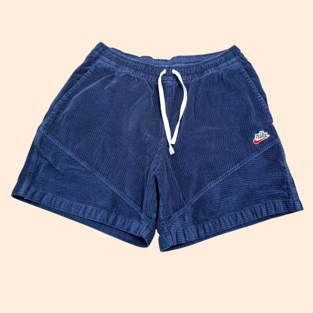 Nike Sportswear Heritage Corduroy Shorts